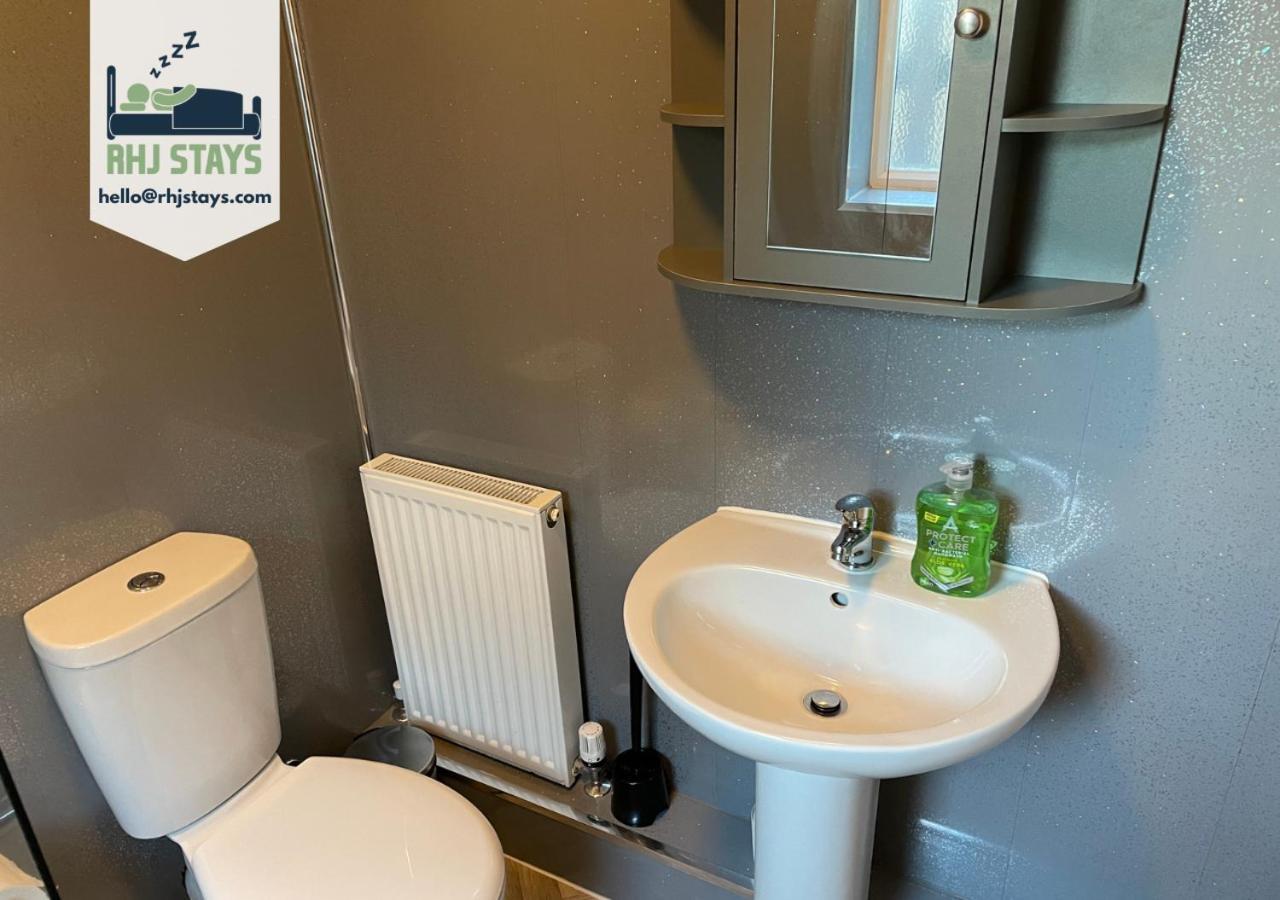 Howe - Newly Refurbished 2 Bedroom Flat Free Parking Gateshead Exterior foto
