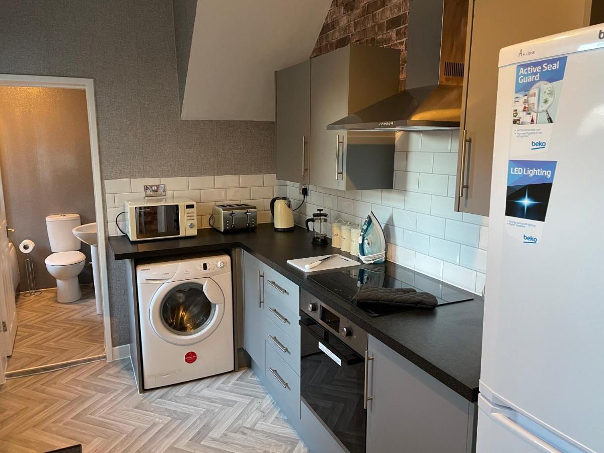 Howe - Newly Refurbished 2 Bedroom Flat Free Parking Gateshead Exterior foto
